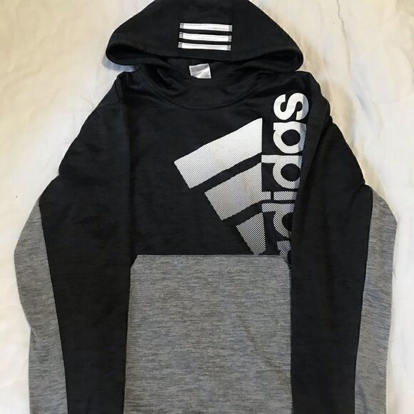 Adidas boys sports hoodie sweatshirt size 14 - Picture 1 of 2